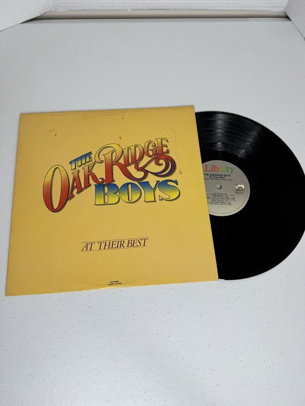 At Their Best, The Oak Ridge Boys VINYL LP ALBUM 1981 LIBERTY RECORDS